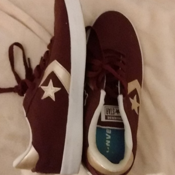 Shoes - Picture 2 of 2